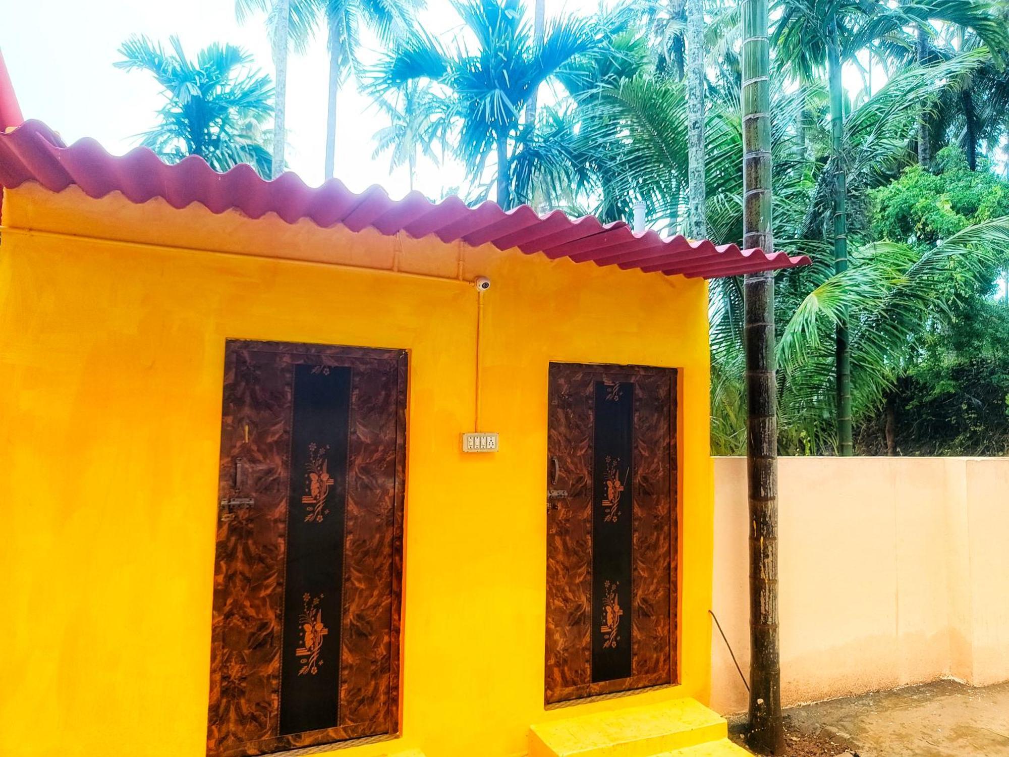 Shivalaya Farmstay Located Amdist Coconut Farm With River Access Near Isha,Adiyogi,Siruvani Alāndurai Exteriér fotografie